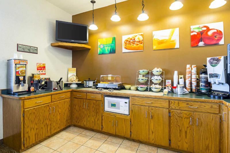 Quality Inn Thief River Falls Buitenkant foto